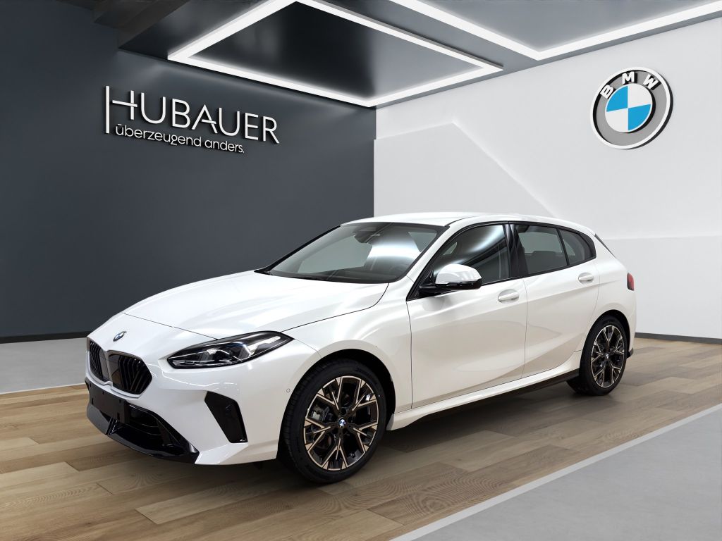 BMW 120 2025