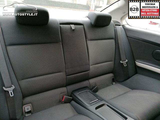 BMW 320 2012