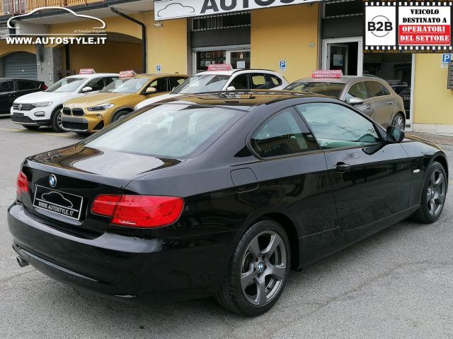 BMW 320 2012