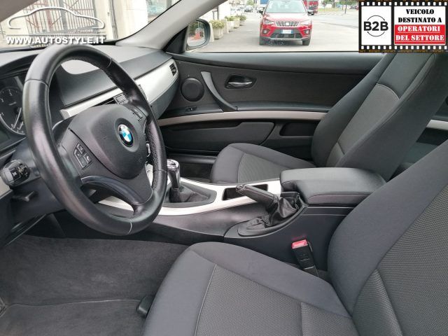 BMW 320 2012