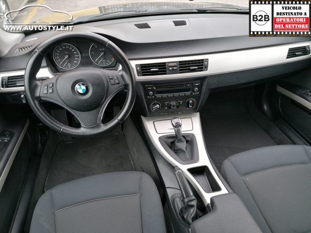 BMW 320 2012