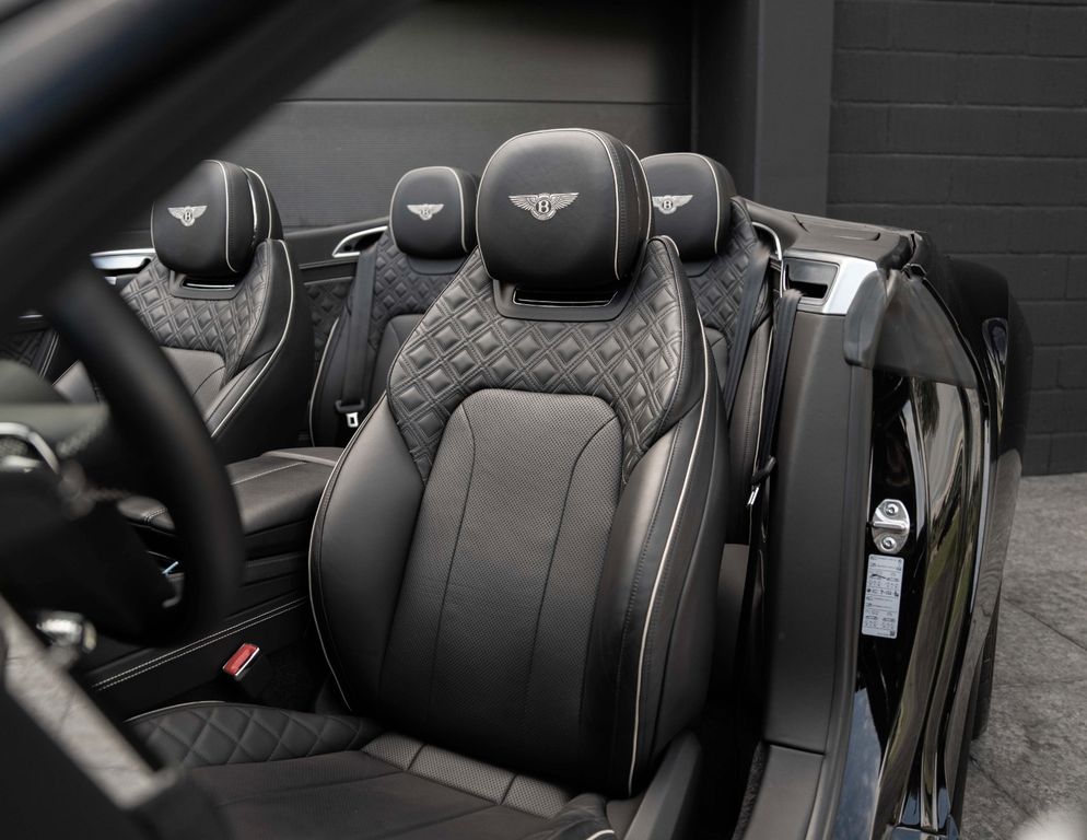 Bentley Continental GTC 2019