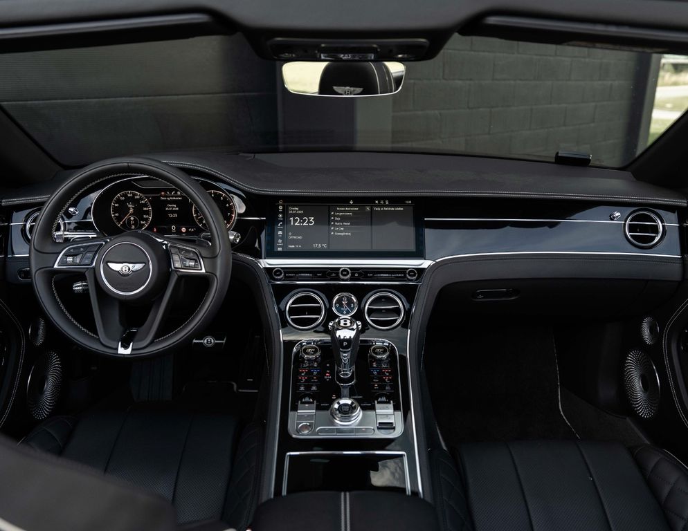 Bentley Continental GTC 2019