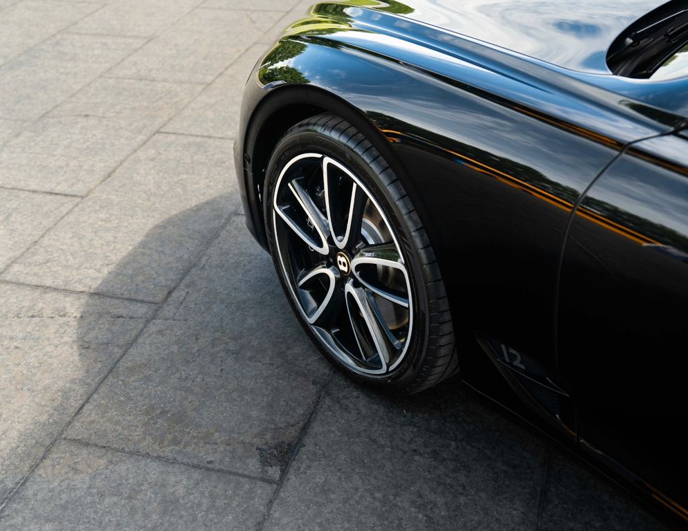 Bentley Continental GTC 2019