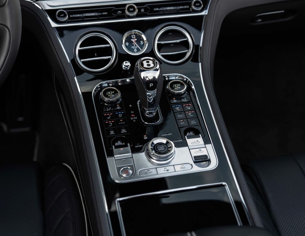 Bentley Continental GTC 2019