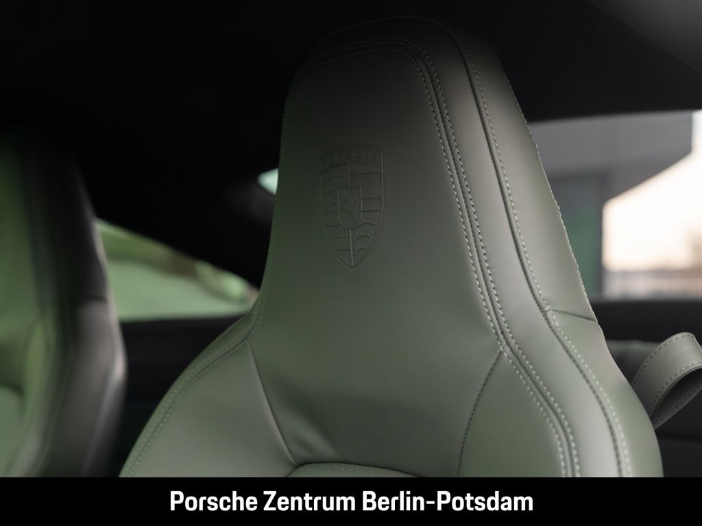 Porsche 992 2025