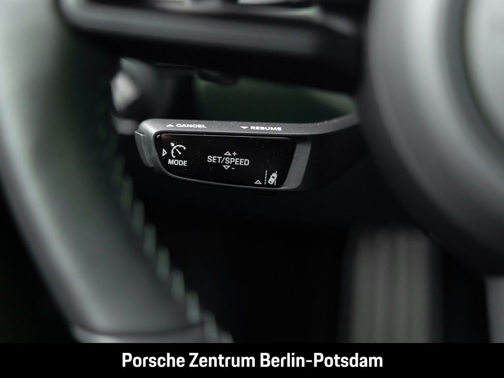 Porsche 992 2025