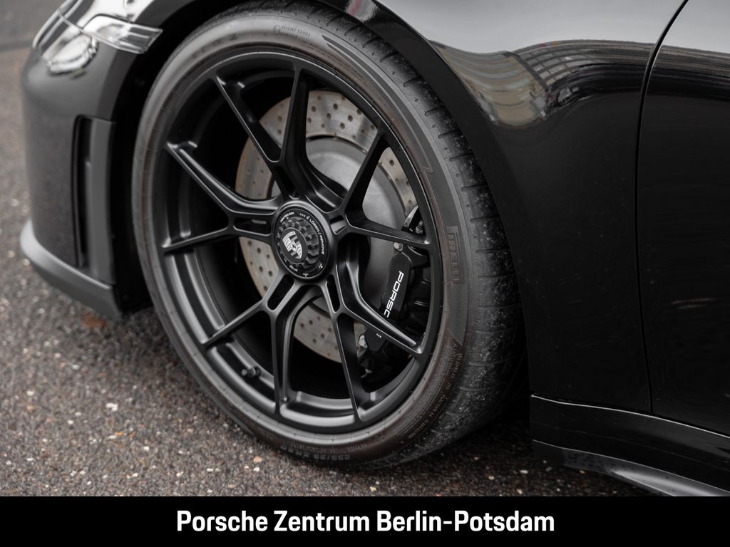 Porsche 992 2025