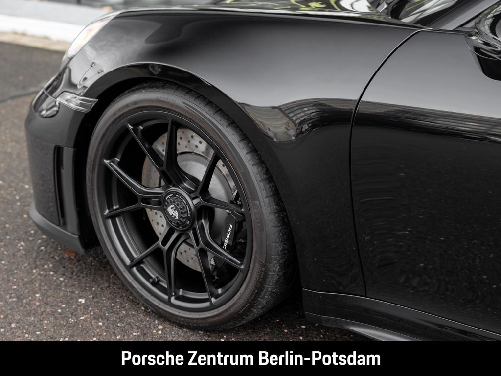 Porsche 992 2025