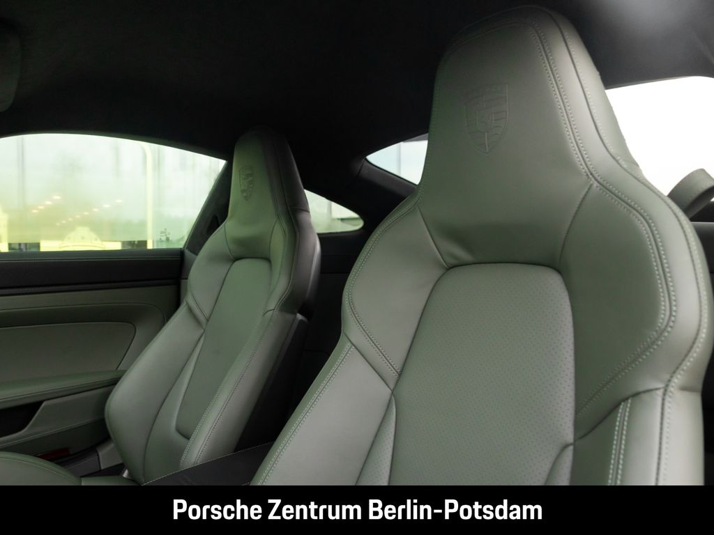 Porsche 992 2025