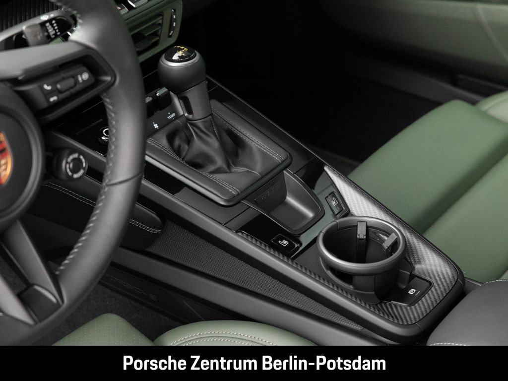 Porsche 992 2025