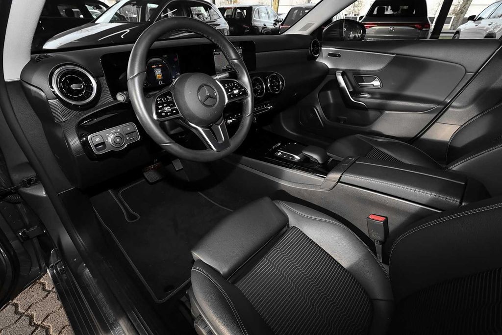 Mercedes-Benz A 250 2022