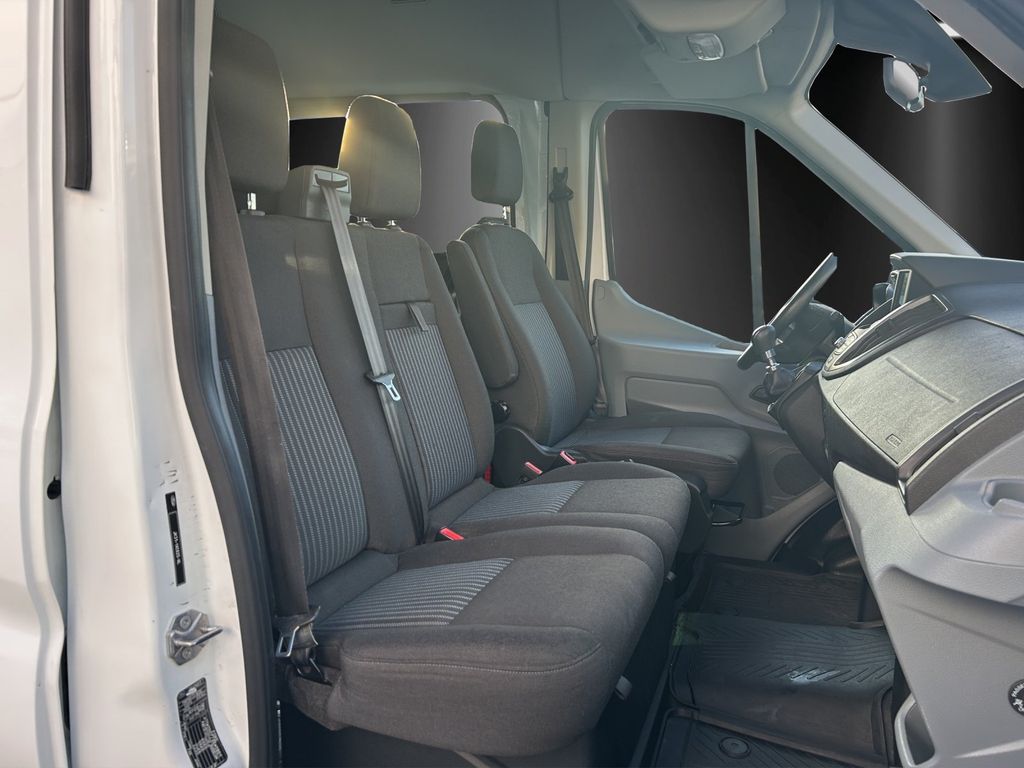 Ford Transit 2019