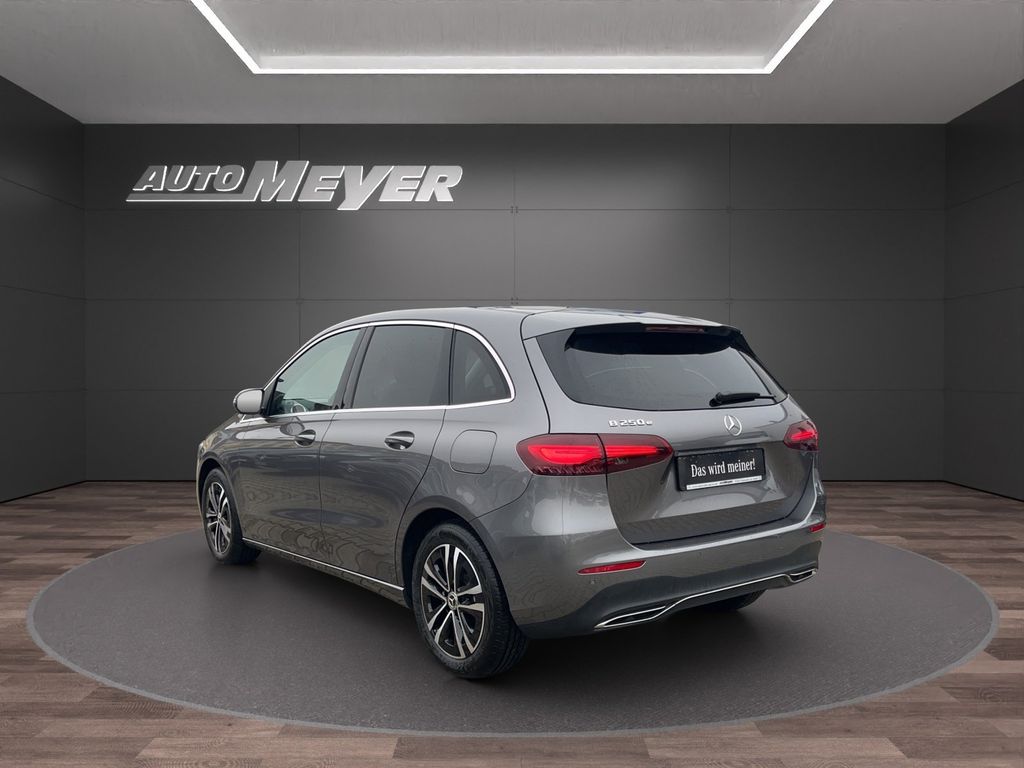 Mercedes-Benz B 250 2024