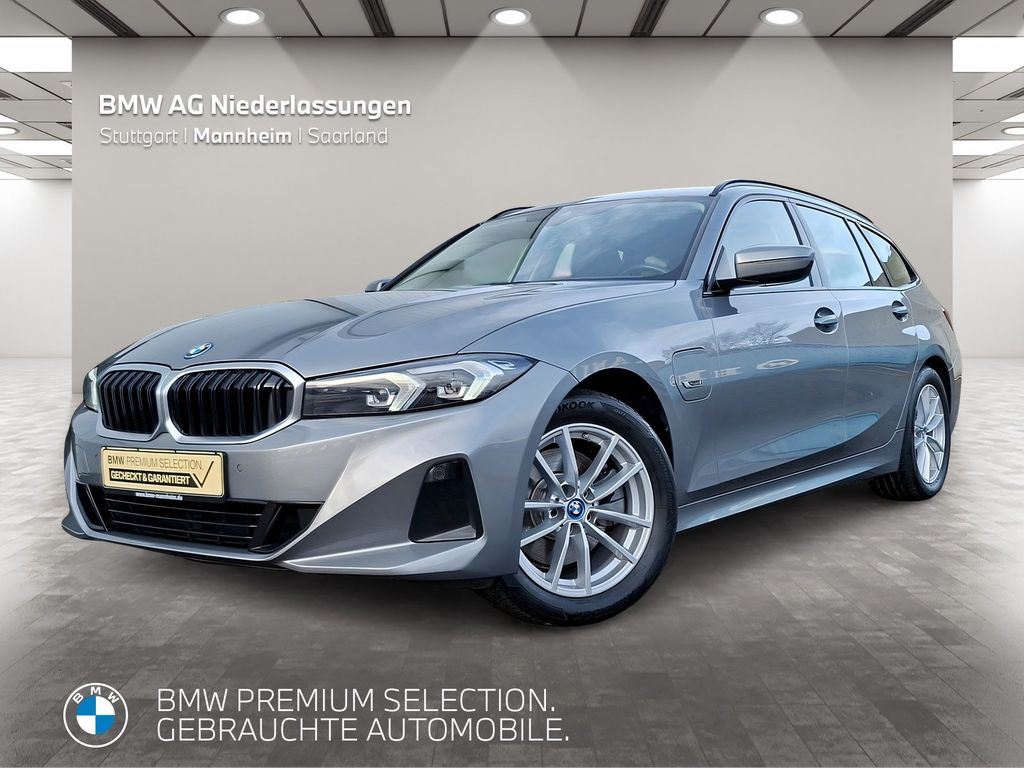 BMW 330 2022