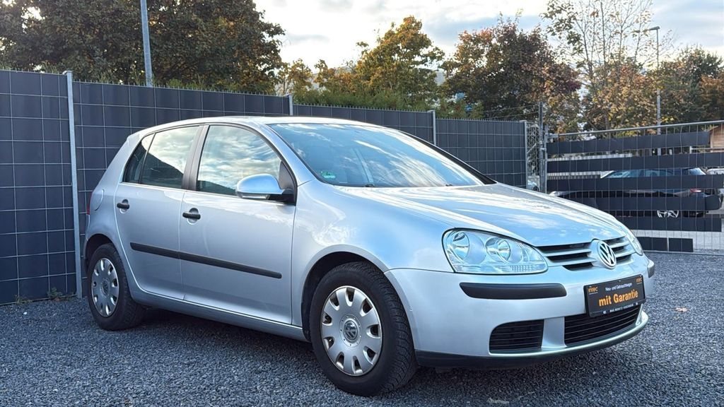 Volkswagen Golf 2004