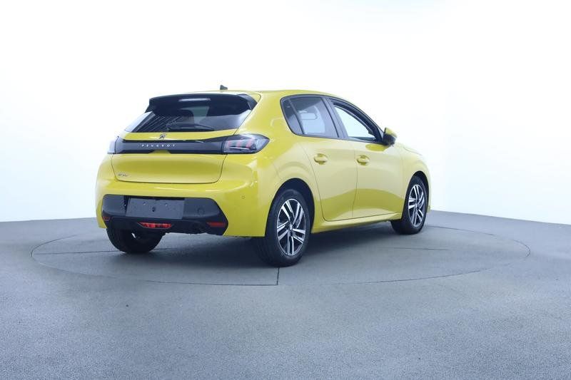 Peugeot 208 2021