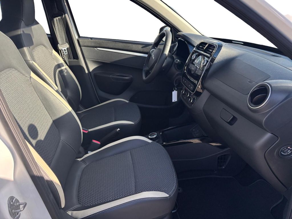 Dacia Spring 2023