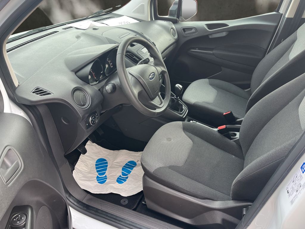 Ford Transit Courier 2019