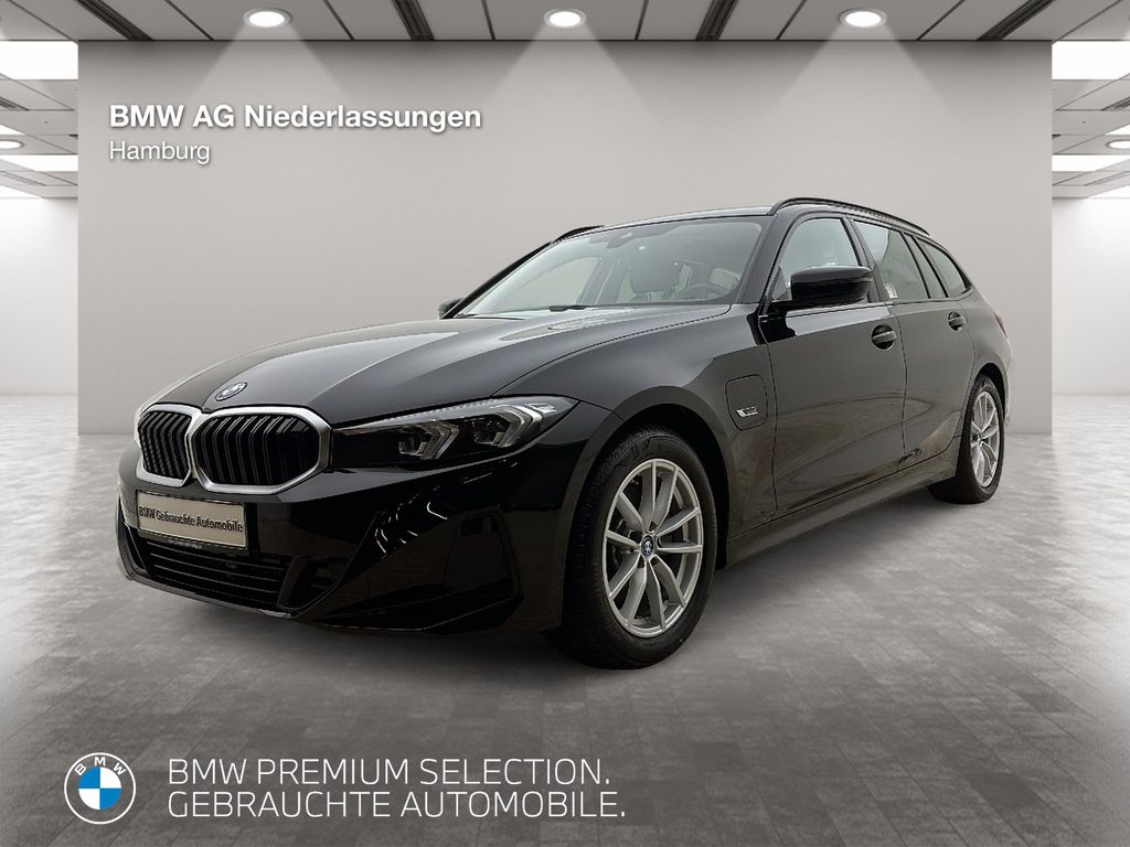 BMW 330 2022