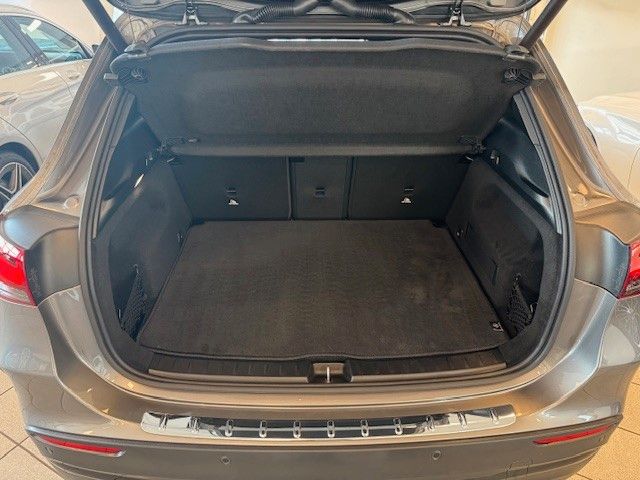 Mercedes-Benz GLA 200 2020