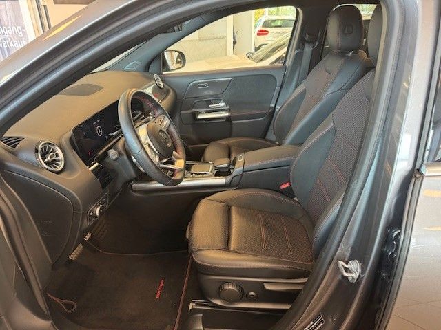 Mercedes-Benz GLA 200 2020