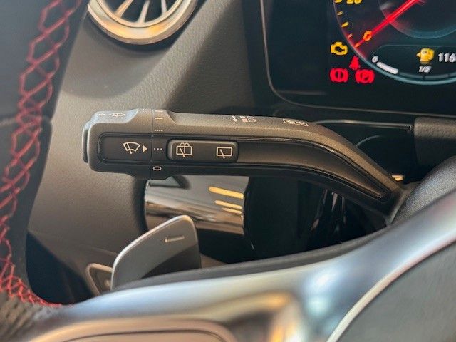 Mercedes-Benz GLA 200 2020