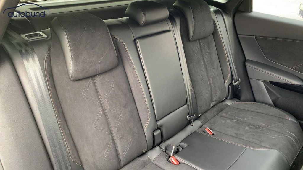 DS Automobiles DS7 (Crossback) 2025