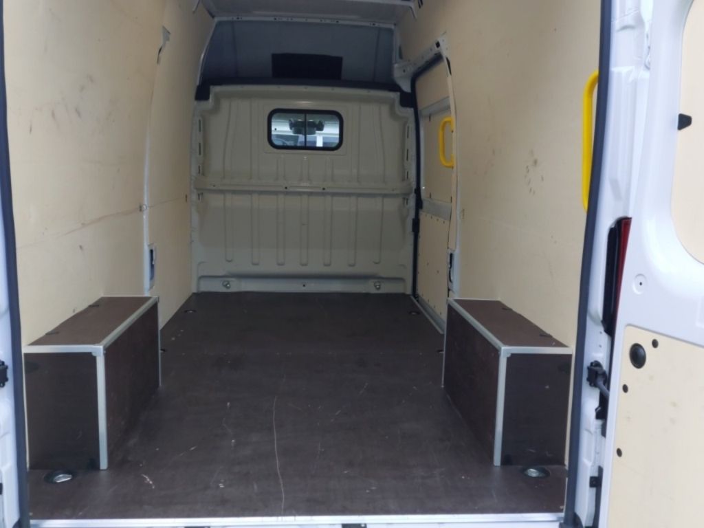 Opel Movano 2025