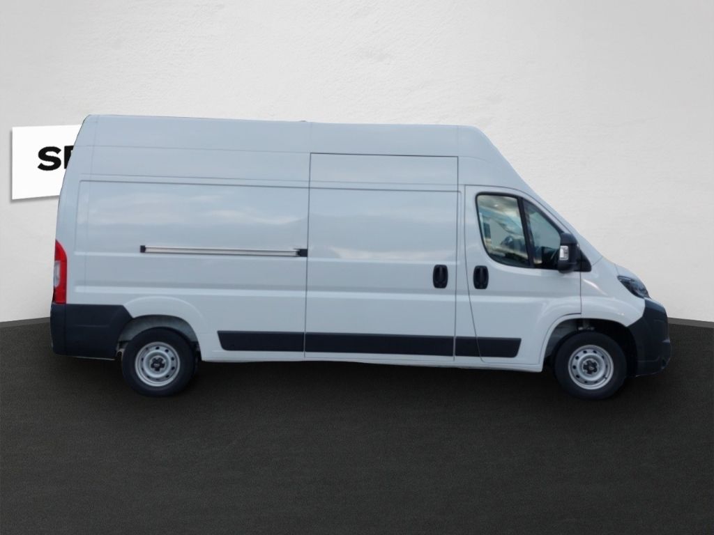 Opel Movano 2025