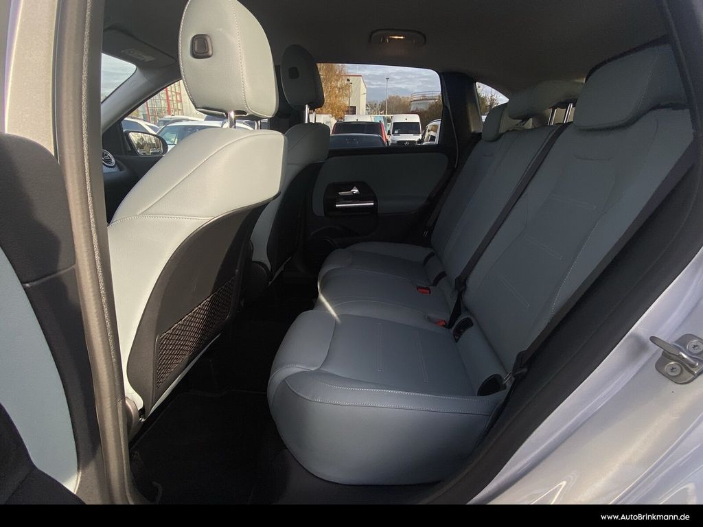 Mercedes-Benz B 200 2024