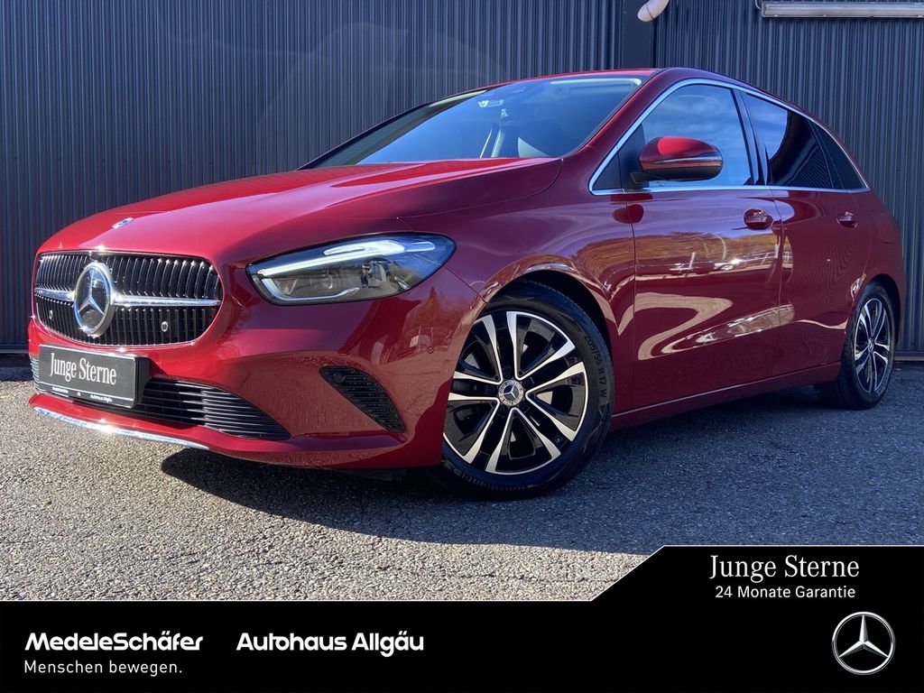 Mercedes-Benz B 200 2023