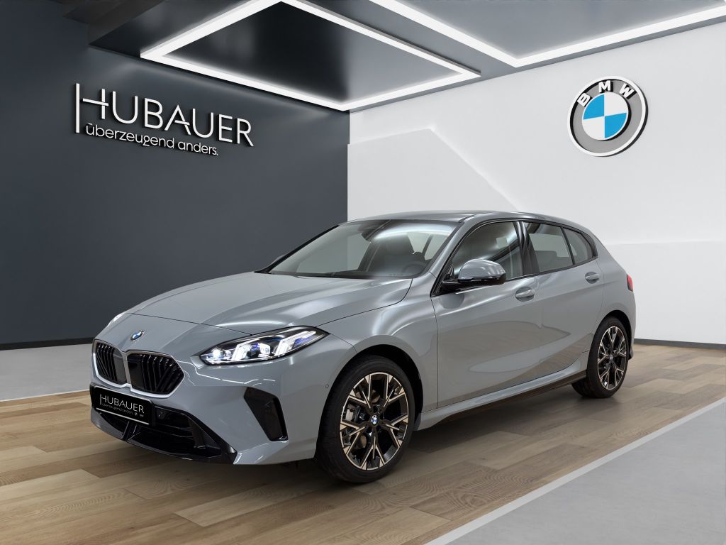 BMW 120 2025