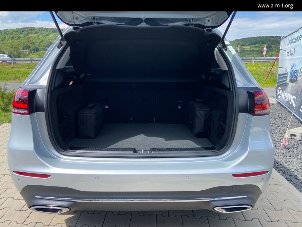 Mercedes-Benz B 250 2023