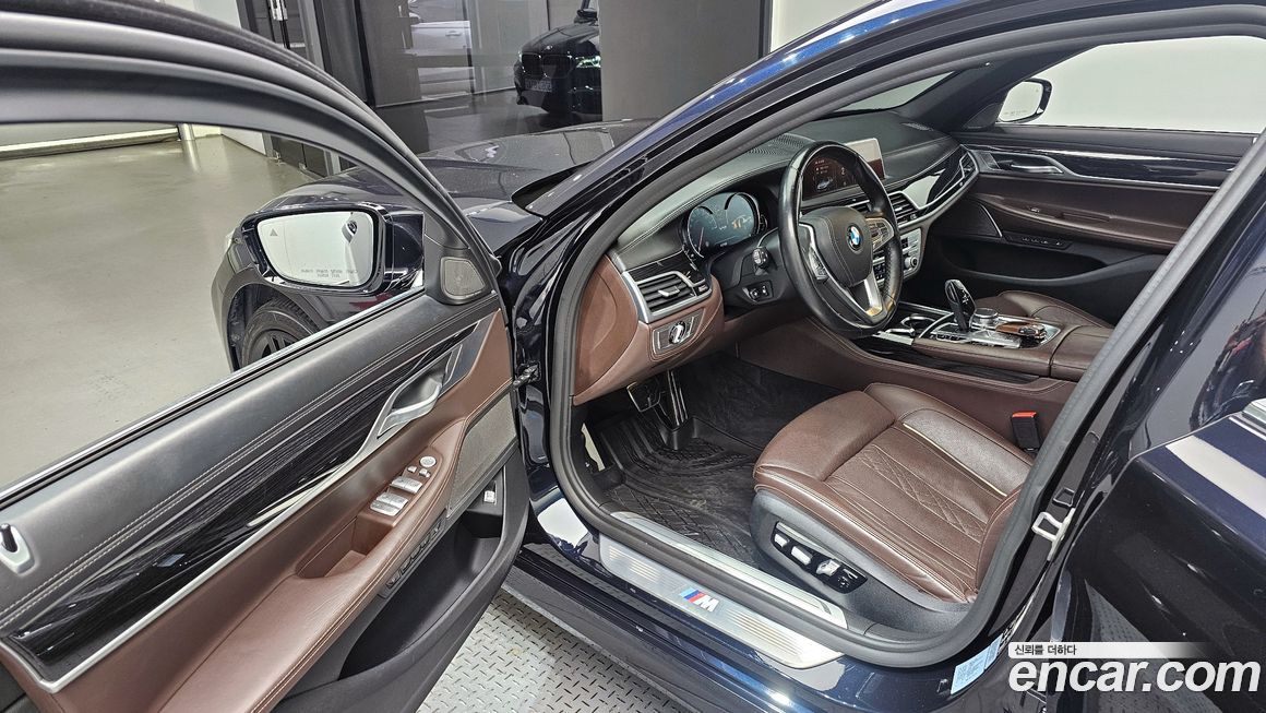 BMW 7-Series 2019