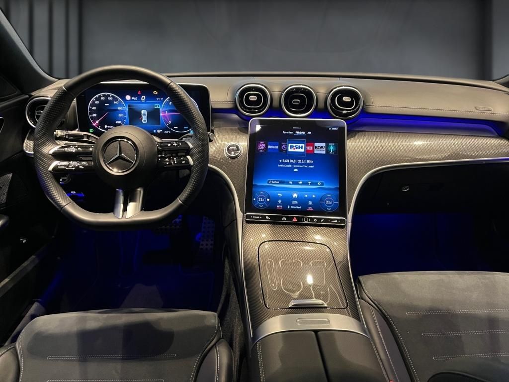 Mercedes-Benz C 220 2025