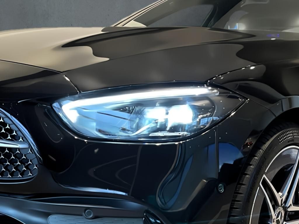 Mercedes-Benz C 220 2025