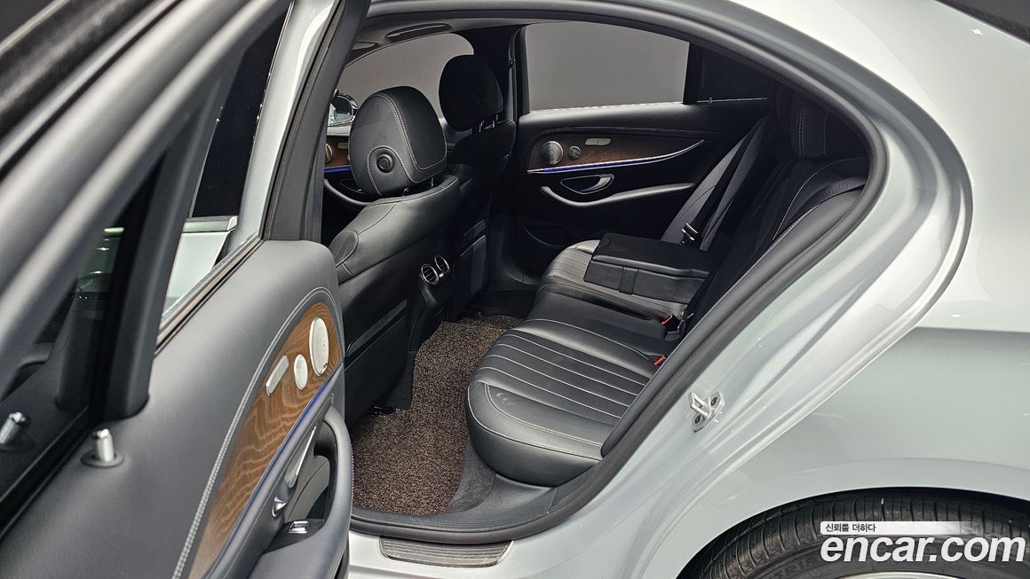 Mercedes-Benz E-Class 2019