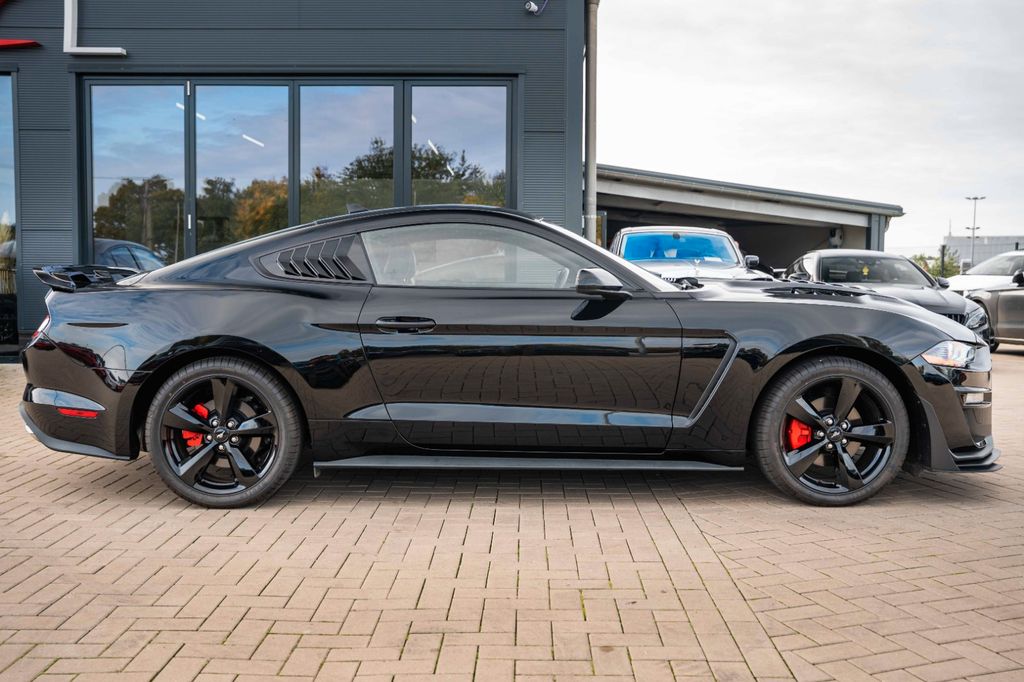 Ford Mustang 2021