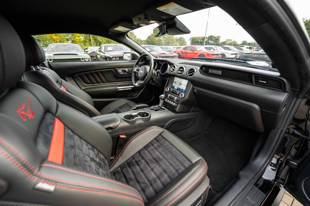 Ford Mustang 2021