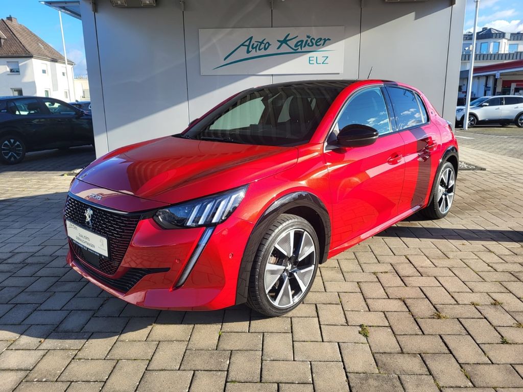 Peugeot 208 2021