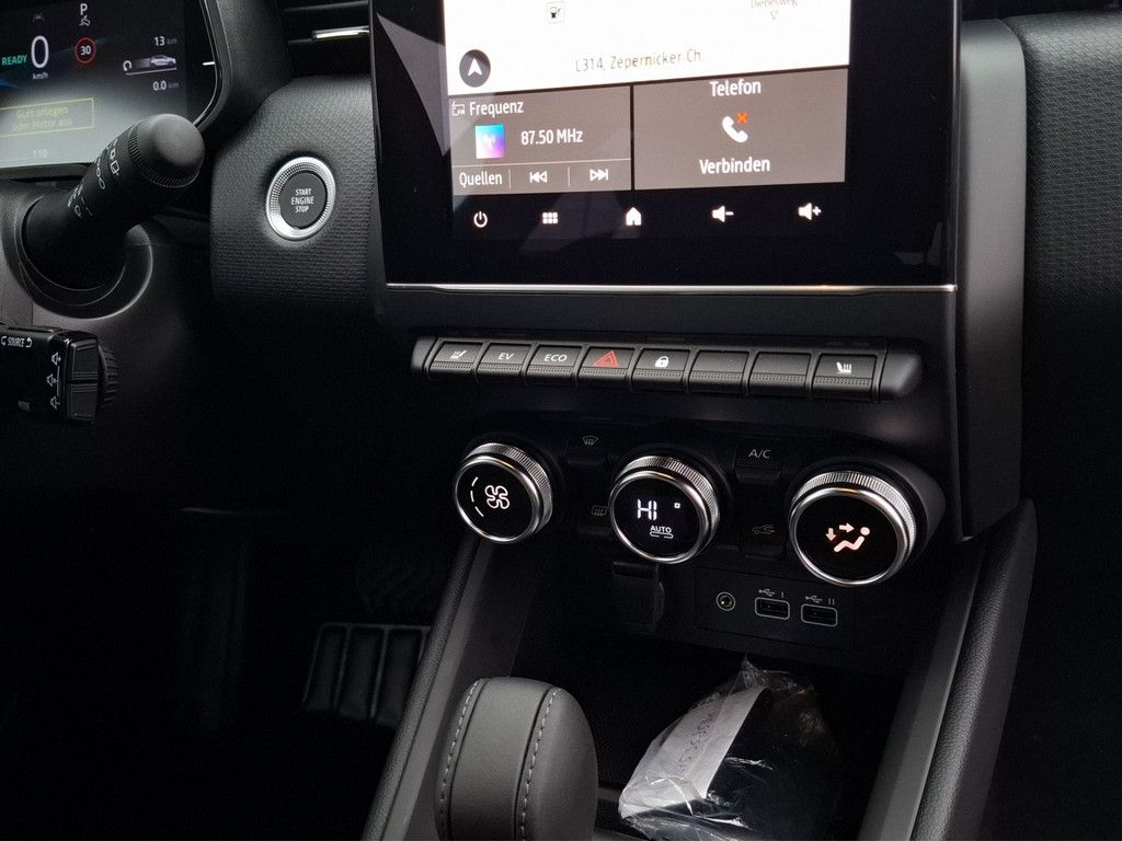 Mitsubishi Colt 2025