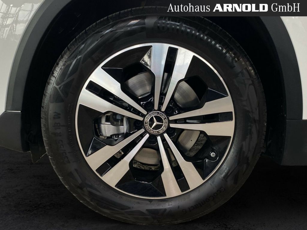 Mercedes-Benz GLA 180 2025