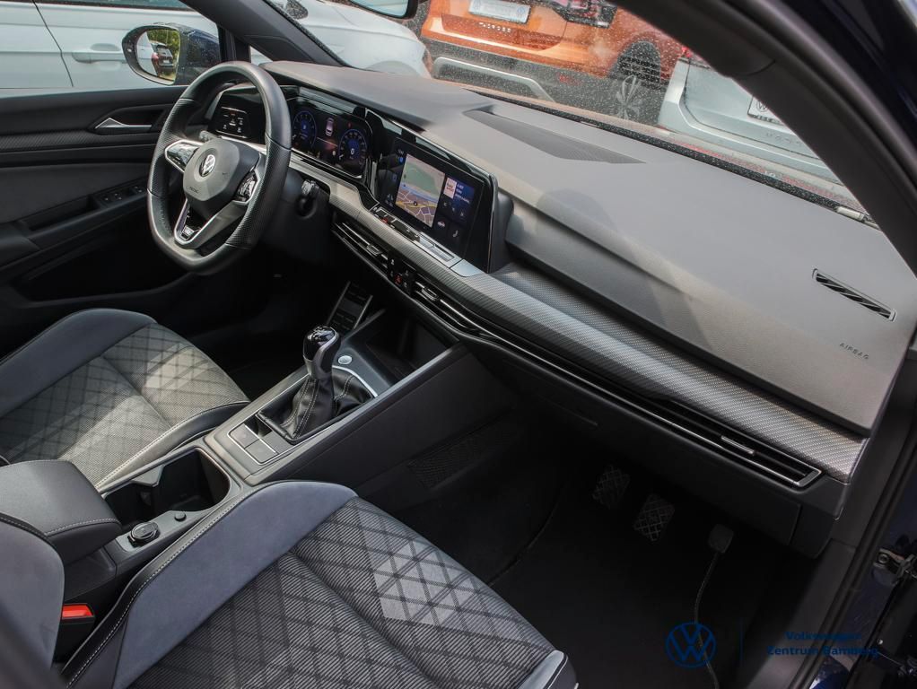 Volkswagen Golf 2023