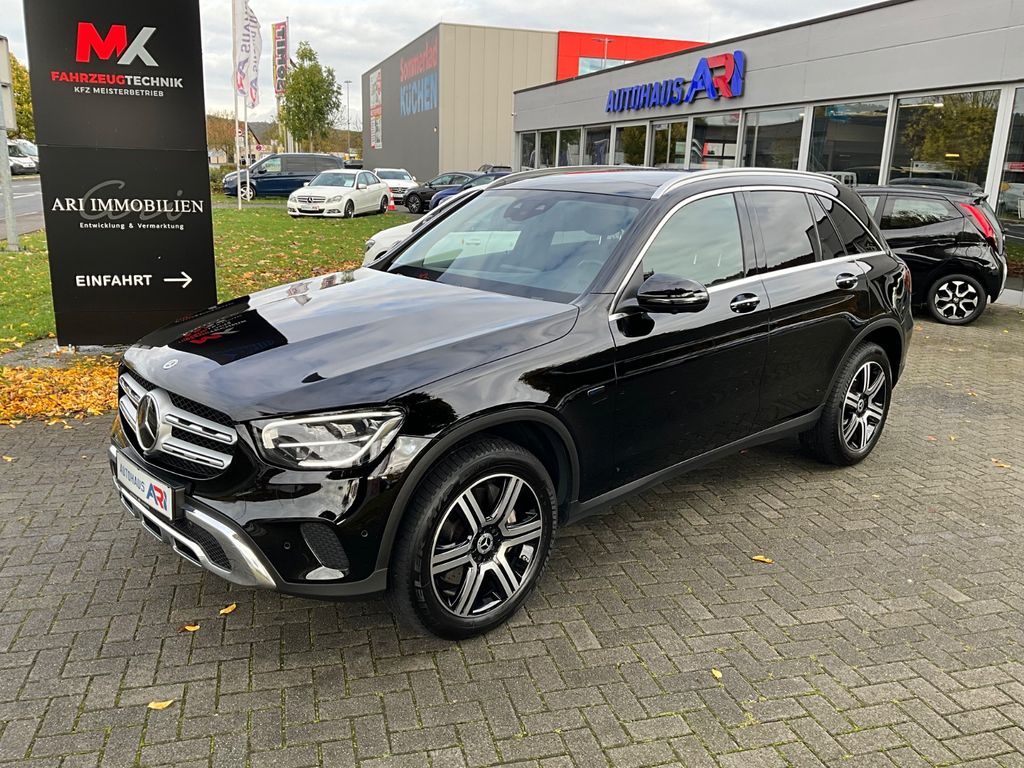 Mercedes-Benz GLC 300 2021