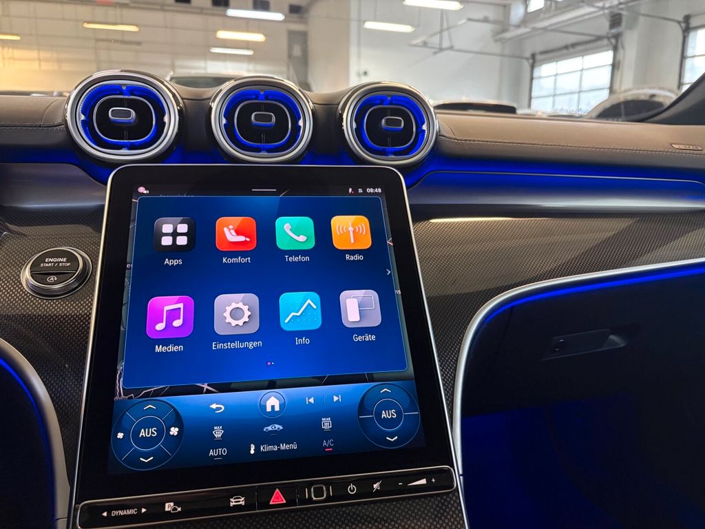 Mercedes-Benz C 200 2025