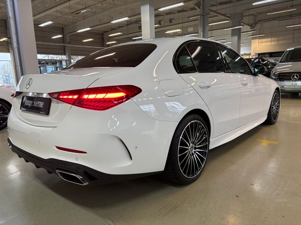 Mercedes-Benz C 200 2025