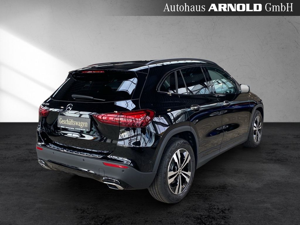 Mercedes-Benz GLA 200 2025
