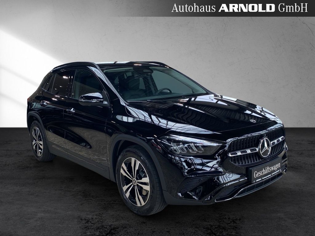 Mercedes-Benz GLA 200 2025