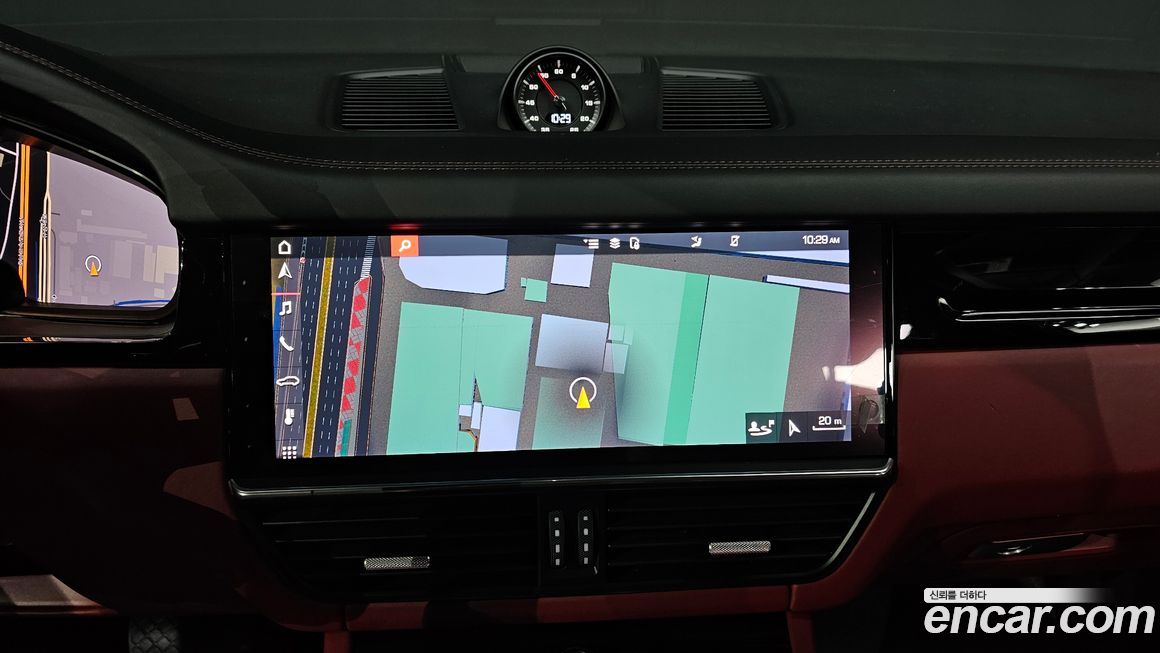 Porsche Cayenne 2021